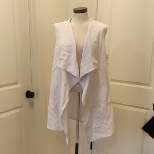 New!Focus Casual Life White Sleeveless Waterfall Assymetrical Vest Sz M